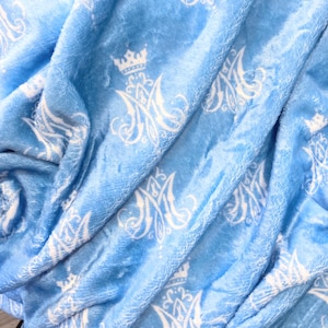Blue Christian Catholic Baby Blanket Swaddle, Receiving Blanket for Catholic Baptism, Auspice Marie Design, Catholic Baby