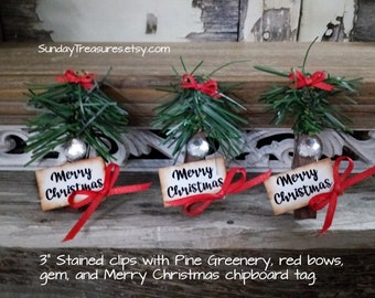 Clips-QTY 3 Merry Christmas Pine Clips for Favor Bags / For Advent Calendar, Banners, Hot Cocoa Favor Bags / Country Farmhouse Christmas