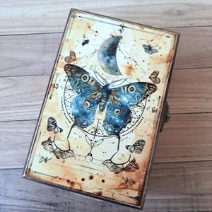 Caja de cartas de tarot personalizada Polilla Mística Celestial Caja de recuerdos de madera Caja de brujería Porta cartas de tarot Luna Celestial