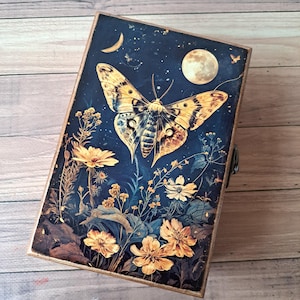 Caja de cartas de tarot personalizada Polilla Mística Celestial Caja de recuerdos de madera Caja de brujería Porta cartas de tarot Luna Celestial