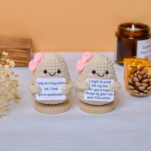 Handmade Crochet Potato Plushie, 1PCS Cute Crochet Potato, Adorable and Unique Amigurumi for Home Decor, Desk Accessories