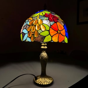 Tiffany Flower Style Table Lamp Handcrafted Art Stained Glass Bedside Lamps Desk Light