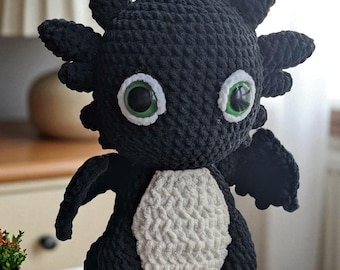 Patrón de crochet del dragón desdentado: Peluche amigurumi Furia Nocturna (PDF)