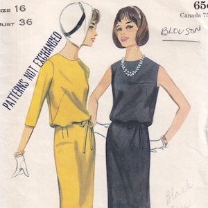 Op de afbeelding: Een vintage naaipatroon voor een jurk, met twee illustraties van vrouwen die de jurk dragen. Het patroon is voor maten 9-16 en is gemarkeerd met "Butterick 3251, 65c, Blouse".