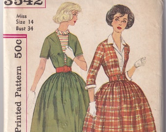 Vintage 1960 Simplicity 3542 Sewing Pattern Misses' One-Piece Dress, Two Dickeys, detachable Cuffs Size 14 Bust 34