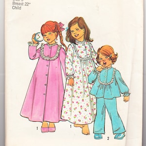 Vintage 1975 Simplicity 6687 UNCUT Sewing Pattern Girls', Child's Robe, Nightgown and Pajamas Size 3