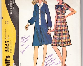 Vintage 1972 McCall&#39;s 3325 Sewing Pattern Misses&#39; Dress Size 14 Bust 36