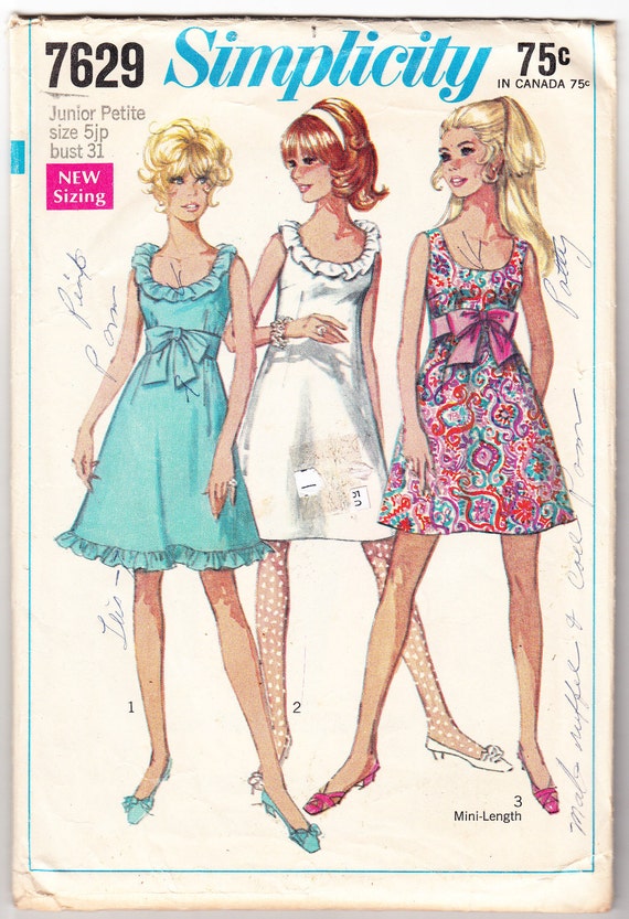 Vintage 1968 Simplicity 7629 Sewing Pattern Junior Petites