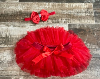 Tutu Bloomer and Headband Set in Red - tutu and Bow Headband - Ruffles all the way around - Cake Smash - Photo Set