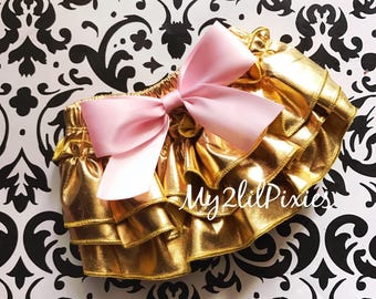 GOLD Ruffle Bottom Bloomer  - Metallic Gold Ruffle Bloomer - Gold Diaper cover - ruffle bloomer - Newborn Baby girl