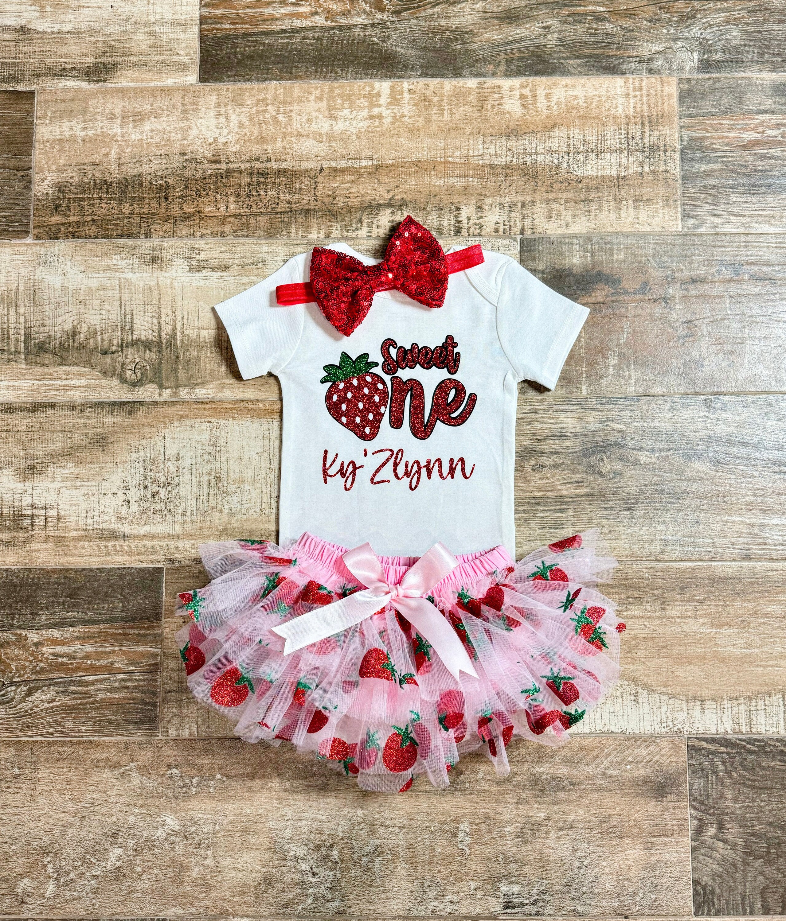 pre-order: first birthday bodysuit dress product info and reviews Acwssit one first 1st birthday outfit Baby girl's Clothing set tutu skirt white Pink 12-18 months: Clothing, Shoes & Jewelry