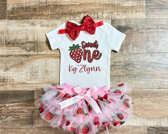 Baby girl BERRY FIRST BIRTHDAY Outfit, Strawberry Birthday, Strawberry One Bodysuit, Pink Strawberry Tutu ,  Baby Headband - Add Baby  Name