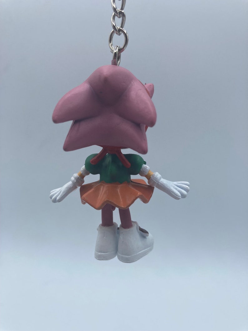 Sonic the Hedgehog Pink Amy Keychain Backpack Zipper Purse Chain 2.5 ...