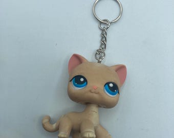 Littlest Pet Shop Hasbro LPS #228 Tan Airbrush Shorthair Cat Keychain Backpack Zipper Purse Chain 2" Tall Repurposed Toys Figural Figure