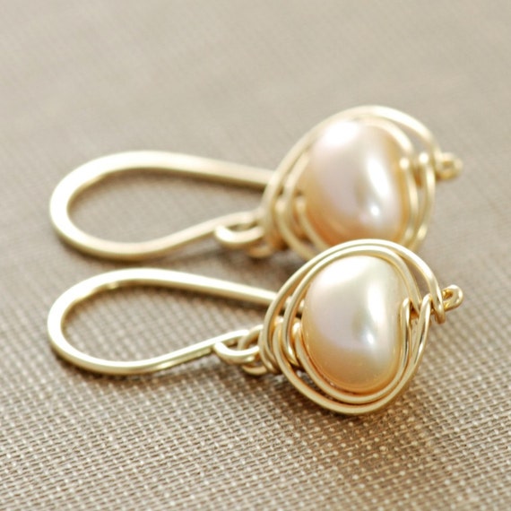 Pink Peach Pearl and Moonstone Drop Earrings 14k Gold-filled Pink Peach Pearl and Moonstone Drop Earrings 14k Gold-filled