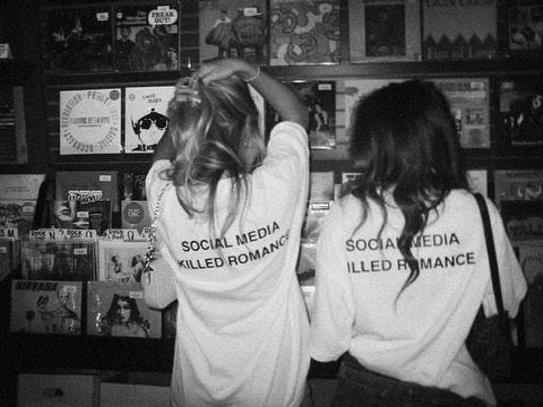 Social Media Killed Romance Original T-shirt - Etsy