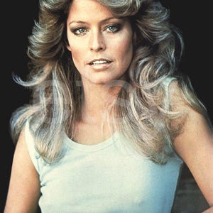 Farrah Fawcett 1977 24 x 35 SUPER FARRAH Custom RP Commercial Poster Clean Image