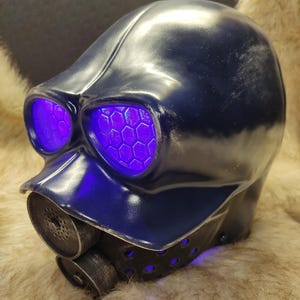 Combine Soldier Helmet Cosplay - Half-Life inspired - Civil Protection Helmet - Gas Mask - Gordon Freeman - Handcrafted made to order props