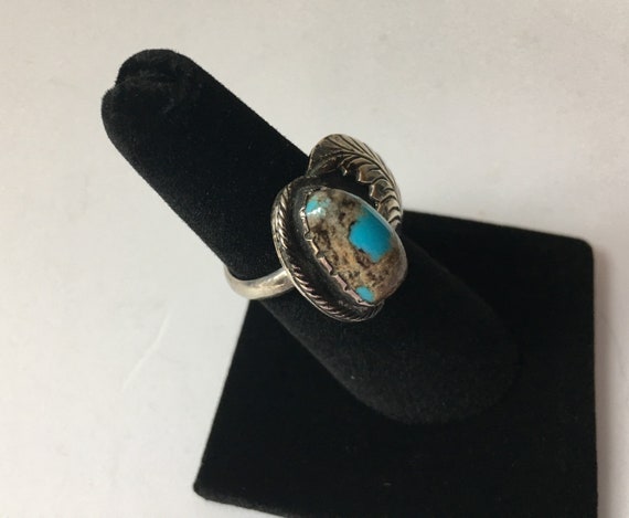 Vintage Southwest Turquoise and Silver leaf ring - image 9