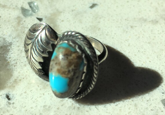 Vintage Southwest Turquoise and Silver leaf ring - image 3