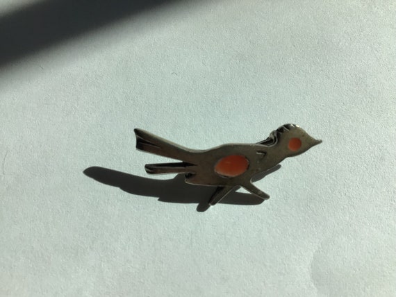 Vintage sterling silver roadrunner pin with coral… - image 2