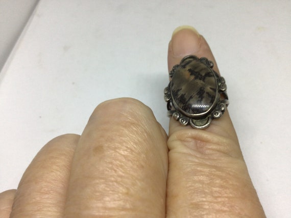 Vintage Fred Harvey petrified wood ring sterling … - image 4