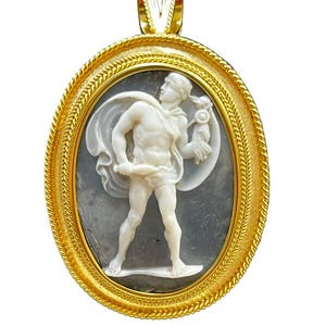 Cameo Diomede, jewelry gifts gold