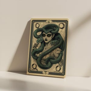 Impression sur toile Art Nouveau Déesse Méduse – Reine serpent mystique, art de la mythologie grecque, énergie féminine divine, carte à jouer