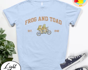 Retro Frog and Toad T-shirt, Vintage Reading T-shirt, Cottagecore Shirt, Frog Graphic Tee, Librarian Gifts, Nature Lover, Frog Shirt