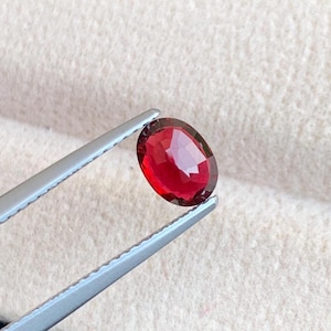 Vivid Red Spinel 0.90 Carat, Burma Red Spinel Oval Shape - 6.77 x 5.05 x 3.00 MM for Jewelry | Loose Red Spinel | Red Jewelry gemstone
