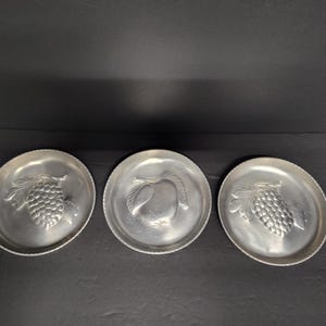 3pc Set of Vintage Hand Forged Aluminum Embossed Grape and Apple Design Catchall Candy Dishes 5 1/4” Diameter