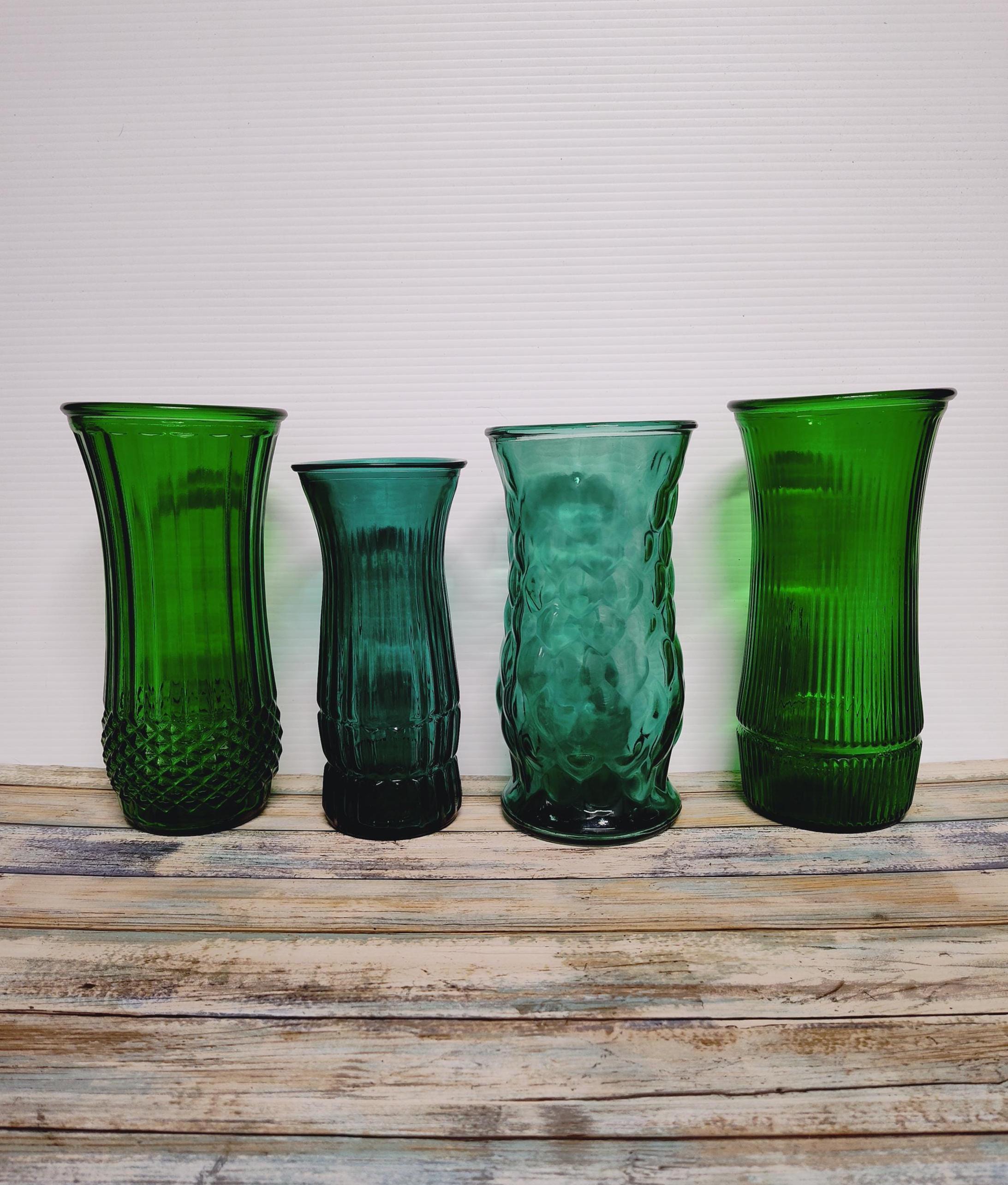 Antique Glass Vase セット Extra Tall Studio Green Fade To Clear Art Glass Vase 1960s