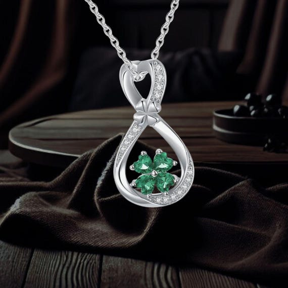 Four Leaf Clover Infinity Necklace 925 Sterling Silver Lucky