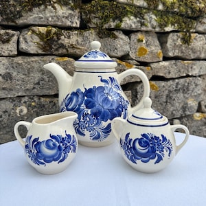 Vintage French Stoneware Tea Set St Fagans Pottery Teapot Creamer Sugar Bowl Blue Floral Hand Painted Rustic