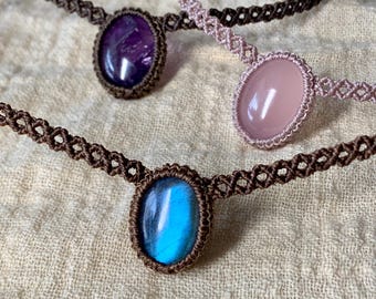 Rose quartz choker/ Amethyst chocker/ Labradorite  choker/ handmade macrame choker/ spiritual jewelry/ Healing Crystal Necklace
