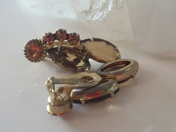 Vintage Topaz Color Rhinestone  Clip Earrings - image 3