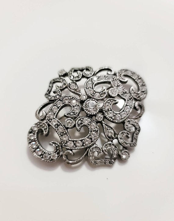 Antique Style Brooch with Rhinestones