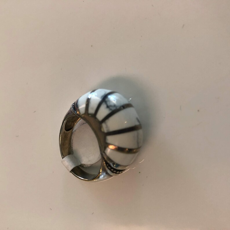 Silver Banded Howlite Stone Ring Size 7.25