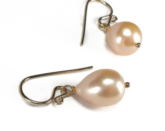 Freshwater Pink Pearl Earrings, Pearl Drop Earrings, Pearl Dangle Earrings, Pearl Jewelry, Teardrop, Blush, Peach, Natural, Gold Filled