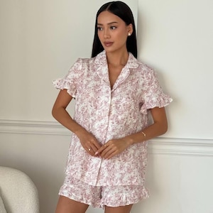 Muslin Pajama set, Loungewear 100% cotton, Womens pyjama, Bachelorette party pjs, Bridal pajamas, Crinkle cotton pajama, Cotton Pink pajamas