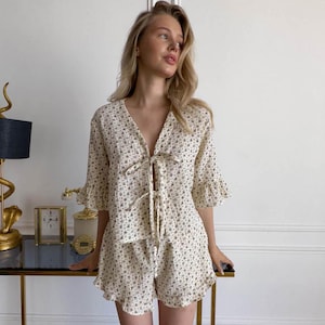 Muslin Pajama set, Double gauze loungewear, 100% cotton pyjama, Bachelorette party pjs, Bridal pajamas, Crinkle cotton pajama, Ruffle set