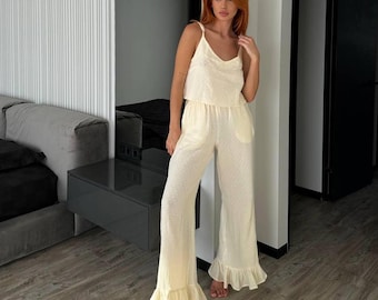 100% Cotton Muslin Pajama Set: Crinkle Gauze Sleepwear