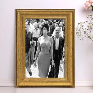 Sophia Loren Walking Among Fans - Iconic Vintage Framed Art for Classic Hollywood Wall Decor and Timeless Celebrity Portrait