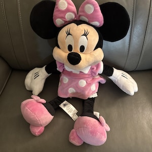 Disney Store Original, Authentic Minnie Mouse Pink Plush Toy 20" image 1