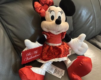 Disney Store Minnie Mouse Be My Valentine 12in Plush Stuffed Animal Red Dress