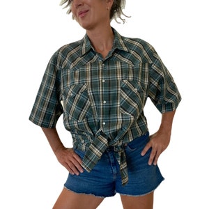 Vintage 90s Plaid Cowboy Shirt with Pearl Snap, Western Style. XLT