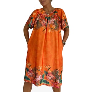 Vintage House Dress, Muumuu Patio Dress, Lounge Wear. L