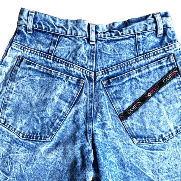 1980s Tapered Jeans, Acid Wash High Waist Mom Jeans, Italian Designer Jeans. US 4, 6