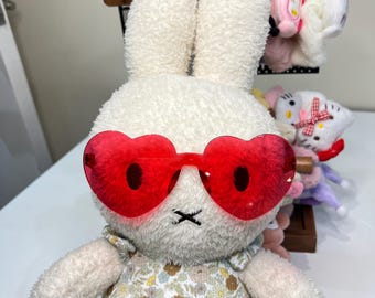 Heart Sunglasses: Fun Colored Glasses for Events