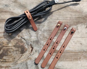 Single Leather Cord Wrap | Water Resistant Charging Cable Organizer | Headphone Keeper | Electric Accessory Travel Tie | Office Organiser